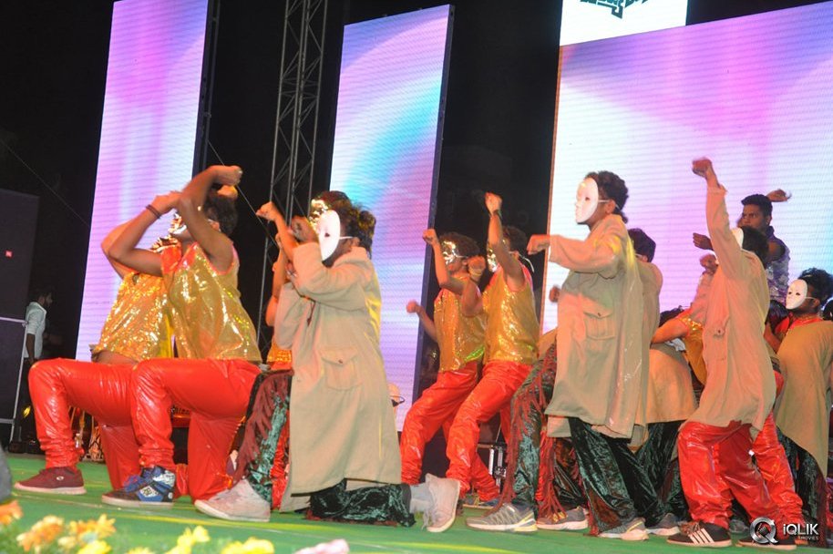 Raja-Cheyyi-Vesthe-Movie-Audio-Launch